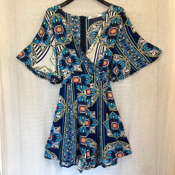 Boho Geometric Print Romper Flare Sleeve Short Jumpsuit Blue Red Turquoise Sz M - Picture 1 of 9